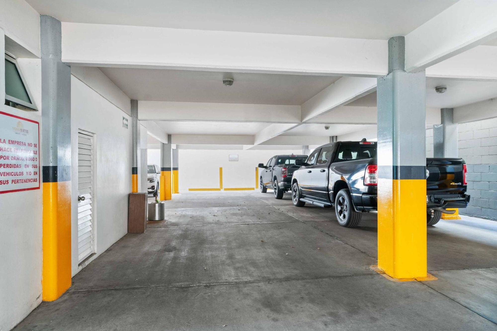 Homesuites Zaragoza Culiacán Buitenkant foto