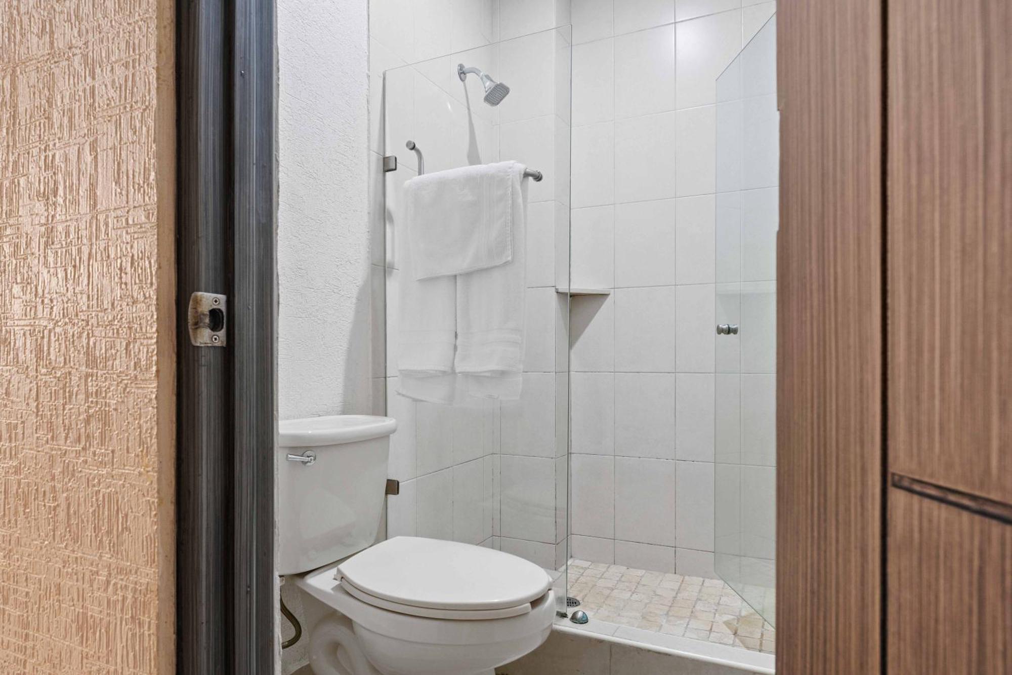 Homesuites Zaragoza Culiacán Buitenkant foto
