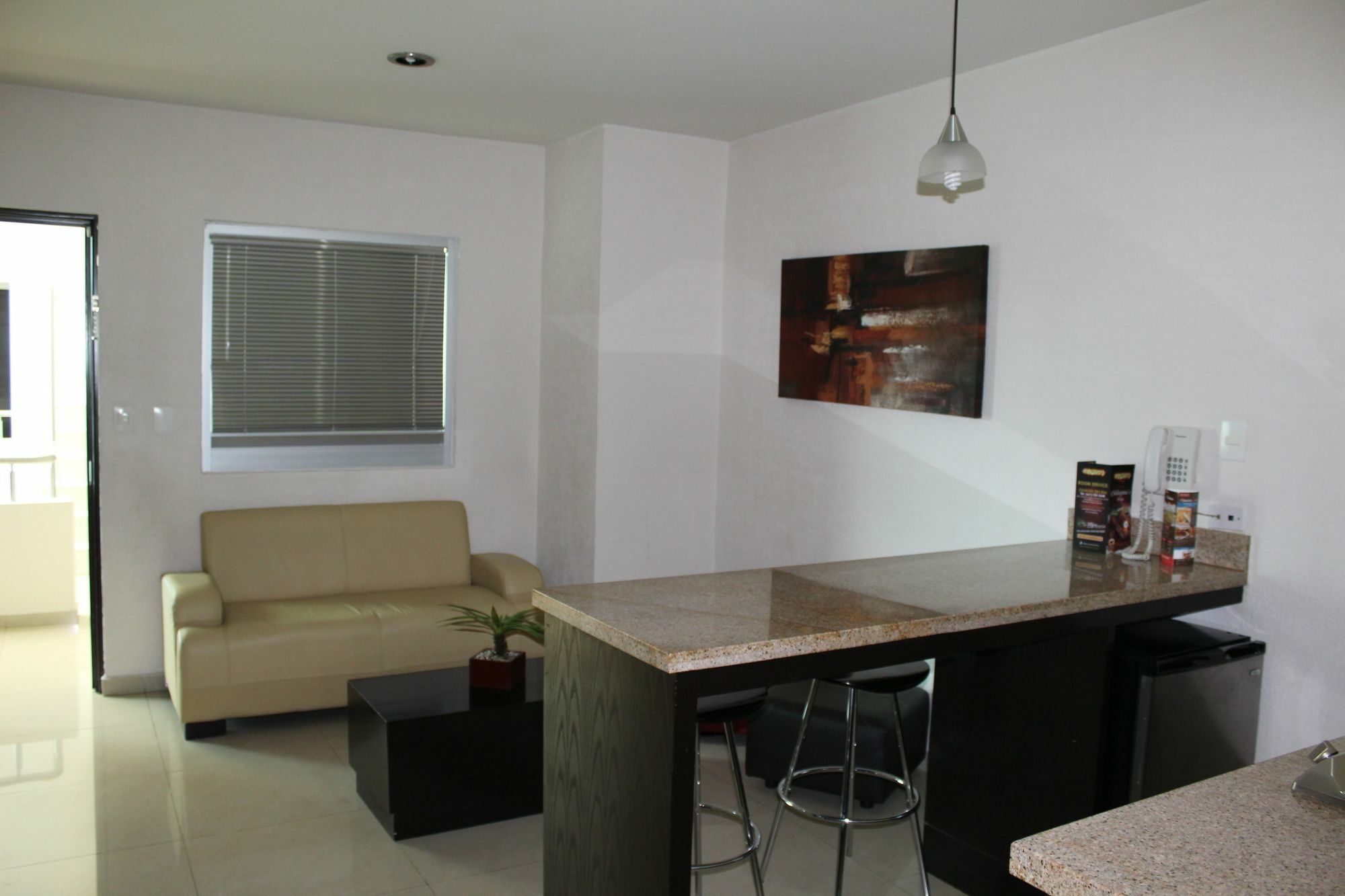 Homesuites Zaragoza Culiacán Buitenkant foto